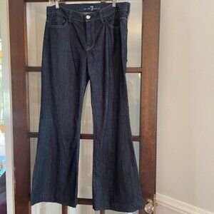 7 For All Mankind "Ginger" Dark Wash Wide Leg/Flare Jeans, Size 31.